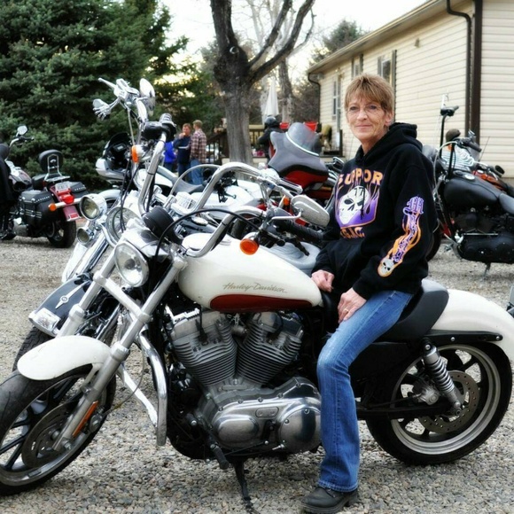 Meet your Posher, Roxie - Picture 2 of 2